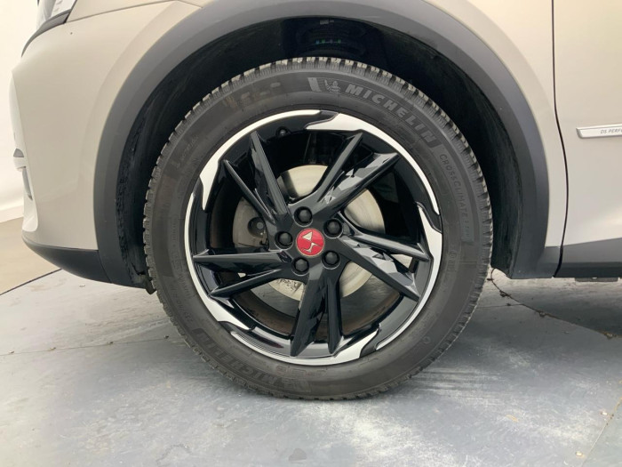 DS DS7 CROSSBACK BlueHDi 130 EAT8 Performance Line+