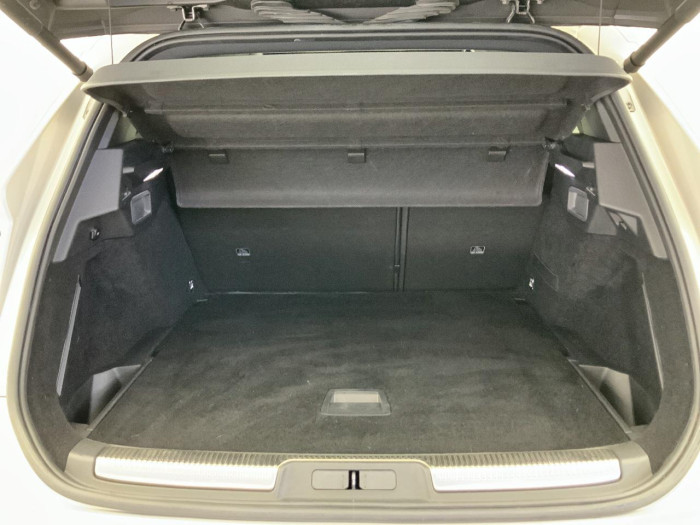 DS DS7 CROSSBACK BlueHDi 130 EAT8 Performance Line+