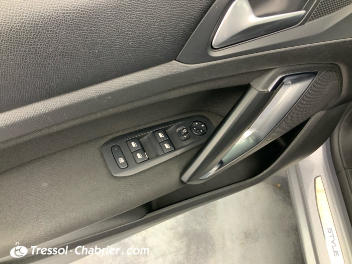 Peugeot 308 BlueHDi 130ch S&S BVM6 Style
