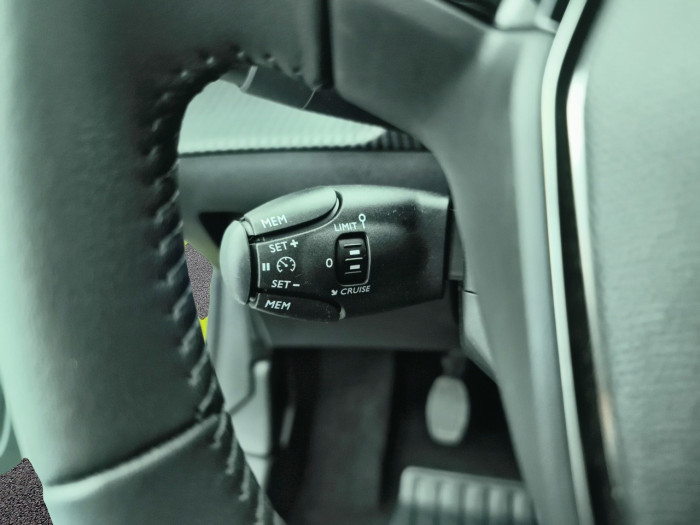 Peugeot 208 PureTech 100 S&S BVM6 Active