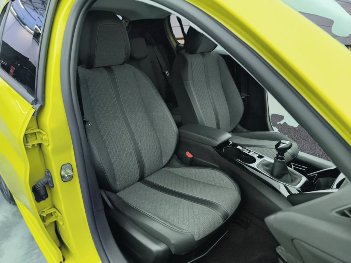 Peugeot 208 PureTech 100 S&S BVM6 Allure