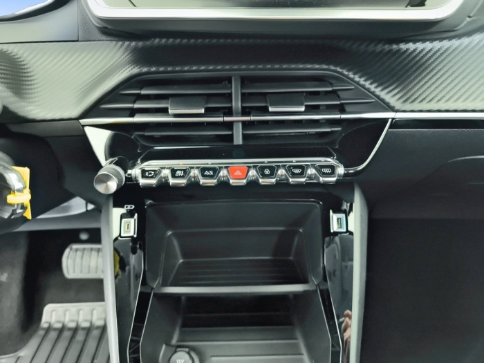 Peugeot 208 PureTech 100 S&S EAT8 Style
