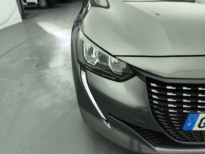 Peugeot 208 PureTech 100 S&S EAT8 Style