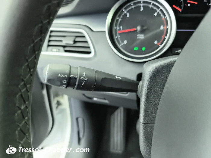 Peugeot 508 2.0 HDi 140ch FAP BVM6 Allure