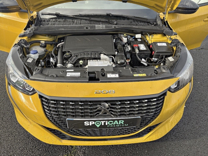 Peugeot 208 PureTech 100 S&S EAT8 Style