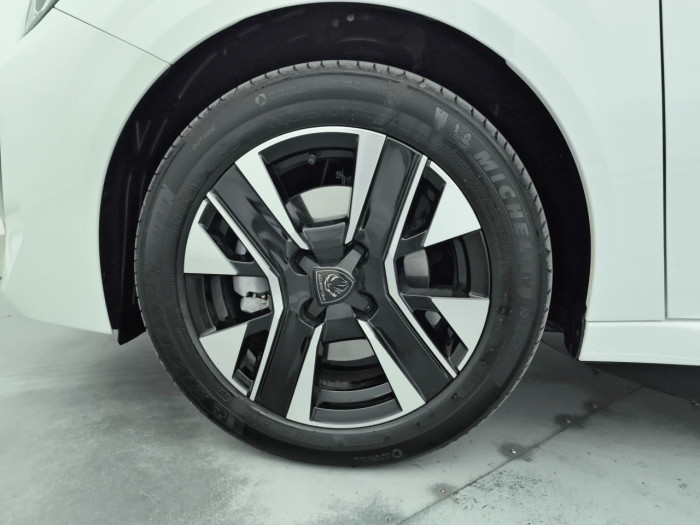 Peugeot 208 Nouvelle Hybrid 145 ch e-DCS6 Allure