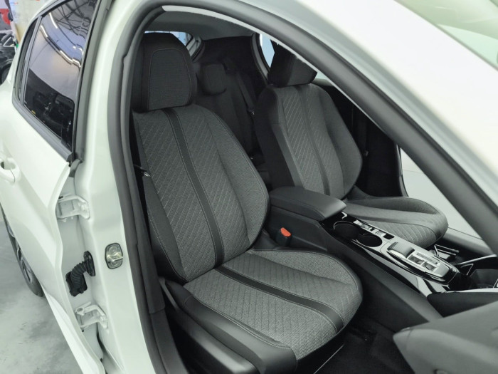 Peugeot 208 Nouvelle Hybrid 145 ch e-DCS6 Allure