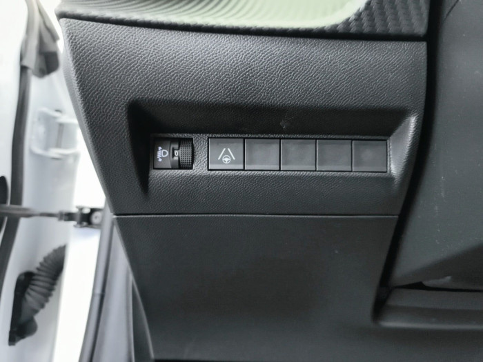 Peugeot 208 Nouvelle Hybrid 145 ch e-DCS6 Allure