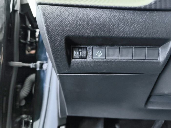 Peugeot 208 Nouvelle Hybrid 145 ch e-DCS6 Allure