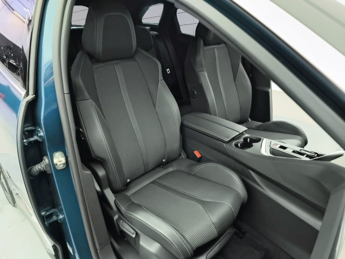 Peugeot 3008 Hybrid 136 e-DCS6 GT