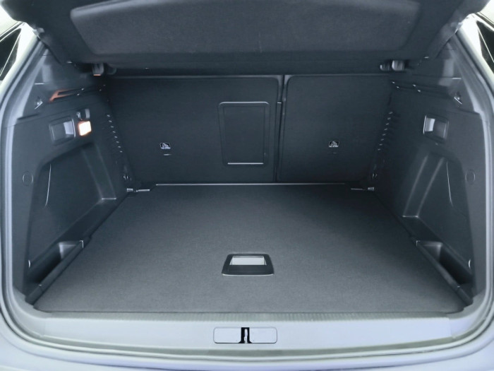 Peugeot 3008 Hybrid 136 e-DCS6 GT