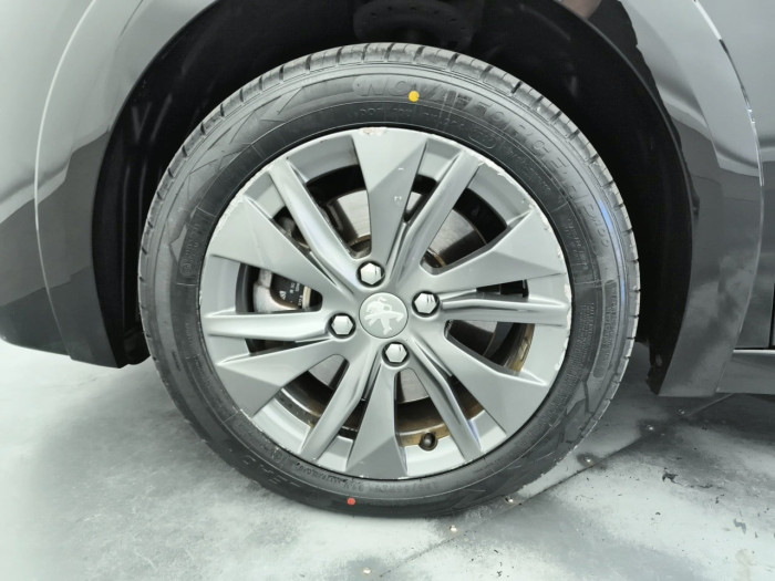 Peugeot 208 ELECTRIQUE 50 kWh 136ch Active