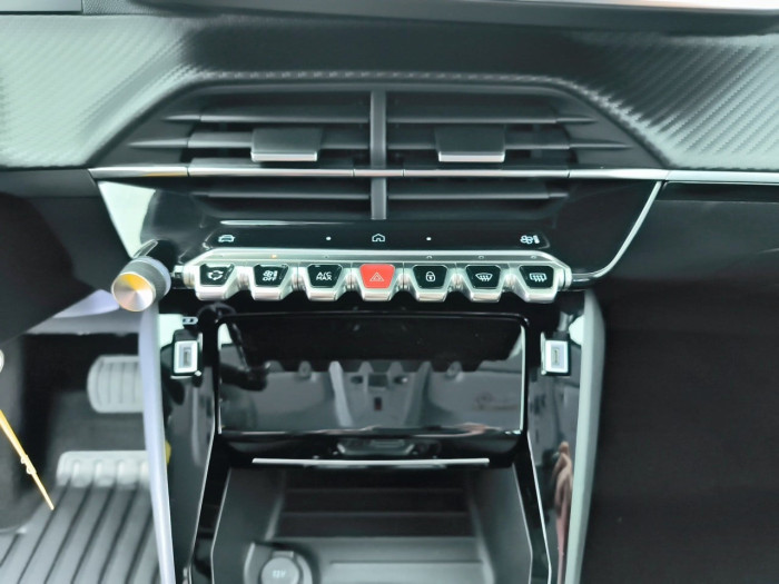 Peugeot 208 Nouvelle Hybrid 145 ch e-DCS6 Allure