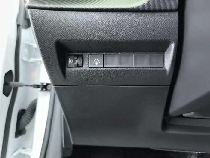 Peugeot 208 Nouvelle Hybrid 145 ch e-DCS6 Allure