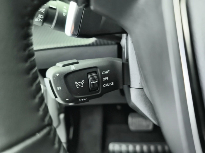 Peugeot 208 Nouvelle Hybrid 145 ch e-DCS6 Allure