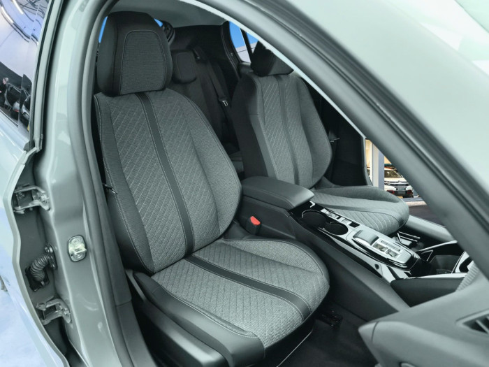 Peugeot 208 Nouvelle Hybrid 145 ch e-DCS6 Allure