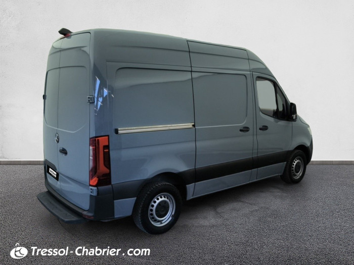Mercedes SPRINTER FOURGON FGN 215 CDI 33 3.0T FWD PRO