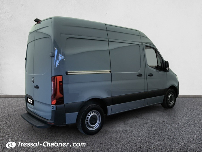 Mercedes SPRINTER FOURGON FGN 215 CDI 33 3.0T FWD PRO