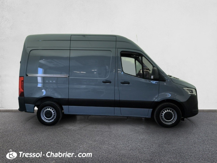 Mercedes SPRINTER FOURGON FGN 215 CDI 33 3.0T FWD PRO