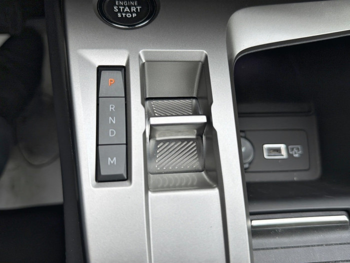 Peugeot 408 PHEV 225 e-EAT8 Allure Pack