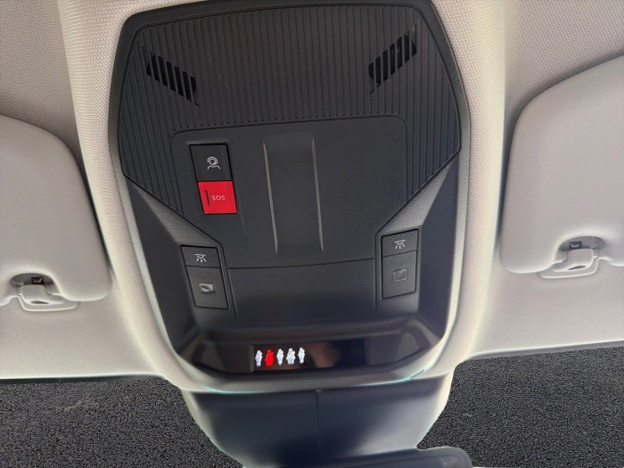 Peugeot 408 PHEV 225 e-EAT8 Allure Pack
