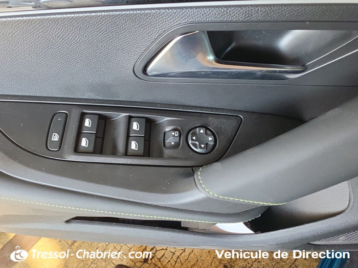 Peugeot 2008 Hybrid 145 e-DCS6 GT