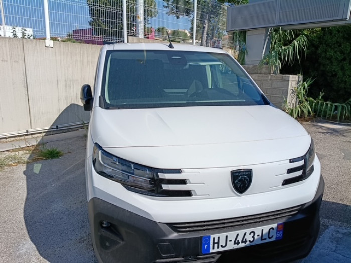 Peugeot PARTNER FOURGON Nouveau FGN DIESEL 100 CH M MANUELLE CONFORT
