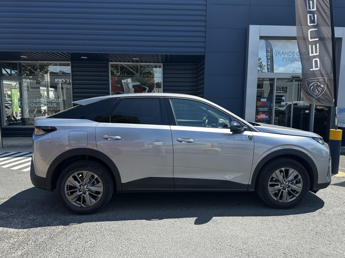 Peugeot 3008 Nouveau Hybrid 145 e-DCS6 Allure