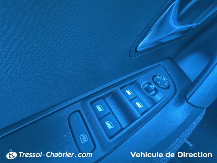 Peugeot 2008 ELECTRIQUE Nouveau 54 kWh 156 ch Business