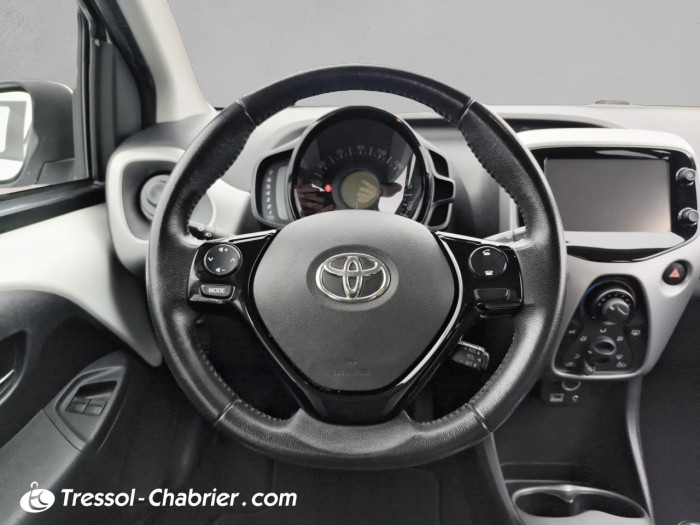 Toyota Aygo 1.0 VVT-i x-shift x-play
