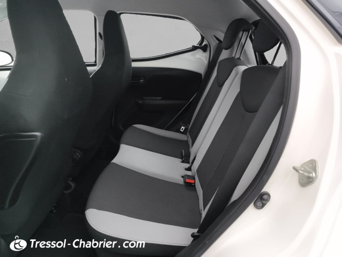 Toyota Aygo 1.0 VVT-i x-shift x-play