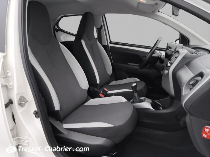 Toyota Aygo 1.0 VVT-i x-shift x-play