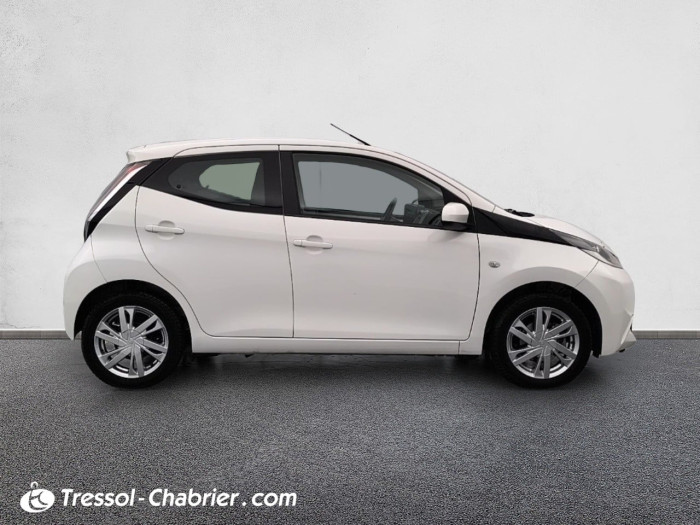 Toyota Aygo 1.0 VVT-i x-shift x-play