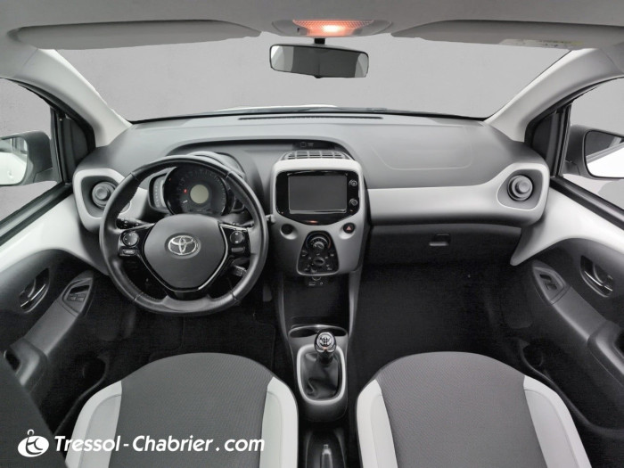 Toyota Aygo 1.0 VVT-i x-shift x-play
