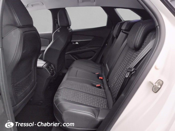 Peugeot 3008 Hybrid 225 e-EAT8 Roadtrip