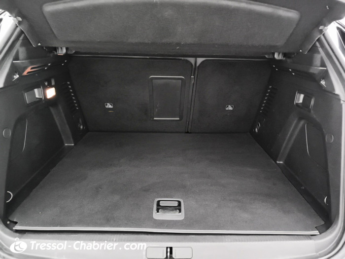 Peugeot 3008 Hybrid 225 e-EAT8 Roadtrip