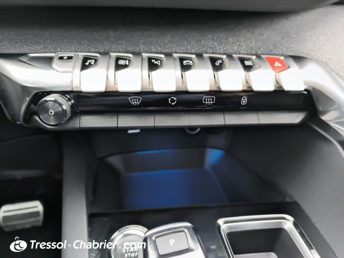 Peugeot 3008 Hybrid 225 e-EAT8 Roadtrip
