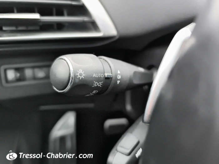 Peugeot 3008 Hybrid 225 e-EAT8 Roadtrip