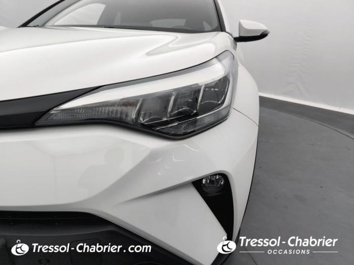 Toyota C-HR HYBRIDE MY22 2.0L Distinctive