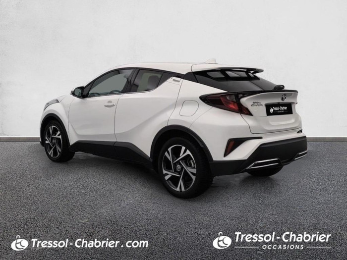 Toyota C-HR HYBRIDE MY22 2.0L Distinctive