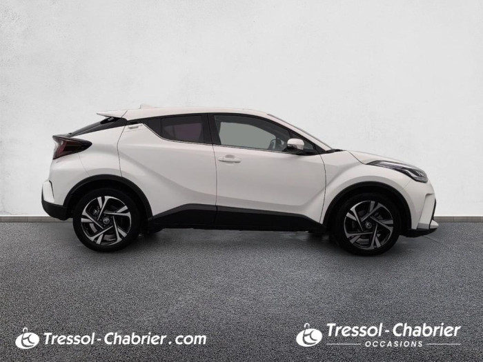 Toyota C-HR HYBRIDE MY22 2.0L Distinctive