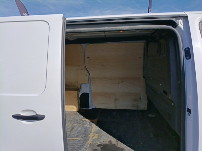 Citroën JUMPY FOURGON FGN M BLUEHDI 100 S&S BVM6 CLUB