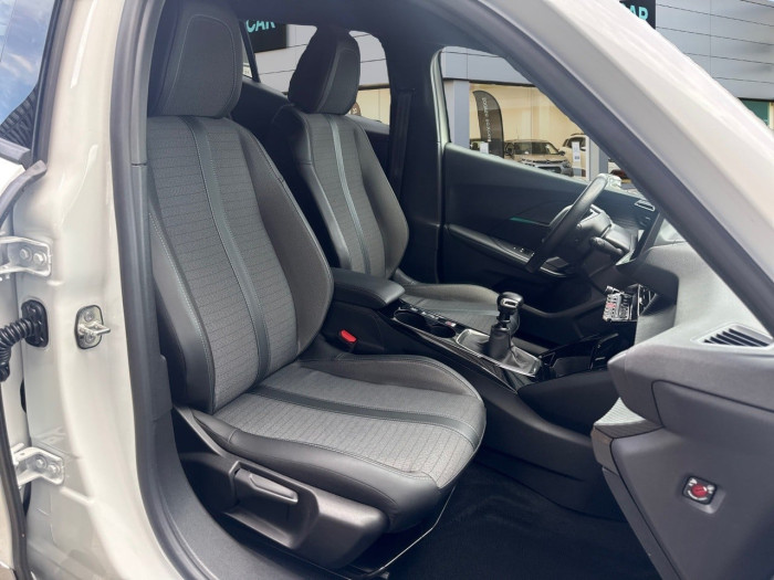 Peugeot 2008 PureTech 130 S&S BVM6 Allure Pack