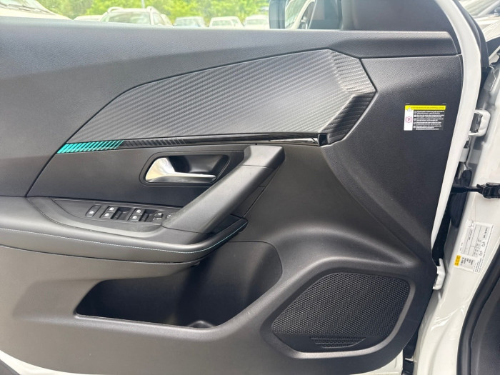 Peugeot 2008 PureTech 130 S&S BVM6 Allure Pack