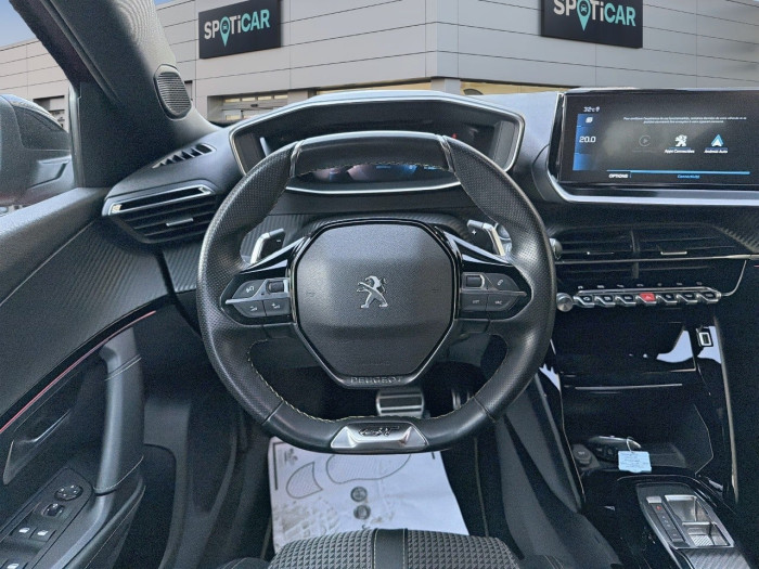 Peugeot 2008 PureTech 130 S&S EAT8 GT