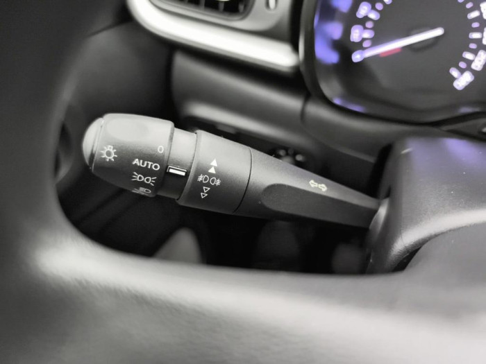 Citroën C3 PureTech 83 S&S BVM5 Shine