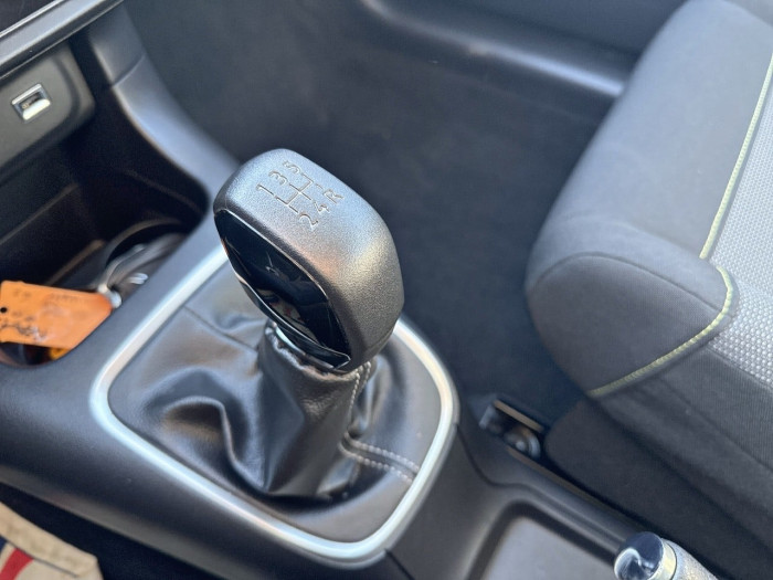 Citroën C3 PureTech 83 S&S BVM5 Shine