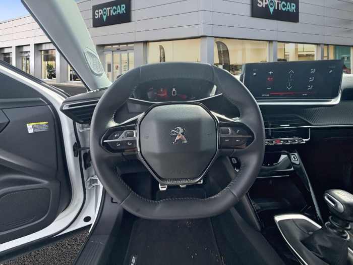 Peugeot 2008 PureTech 130 S&S BVM6 Roadtrip
