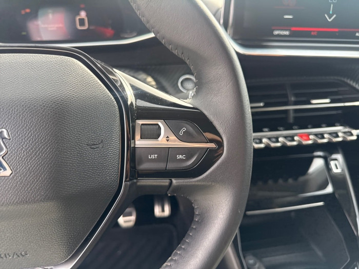 Peugeot 2008 PureTech 130 S&S BVM6 Roadtrip