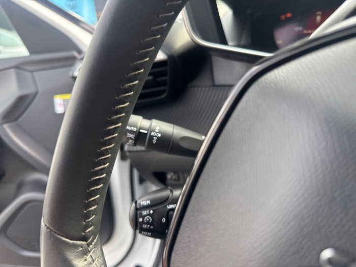 Peugeot 2008 PureTech 130 S&S BVM6 Roadtrip